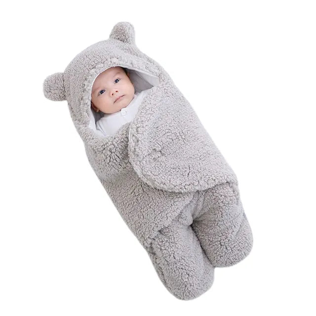 SnugglySoft Newborn Swaddle Haven - ELISERIE