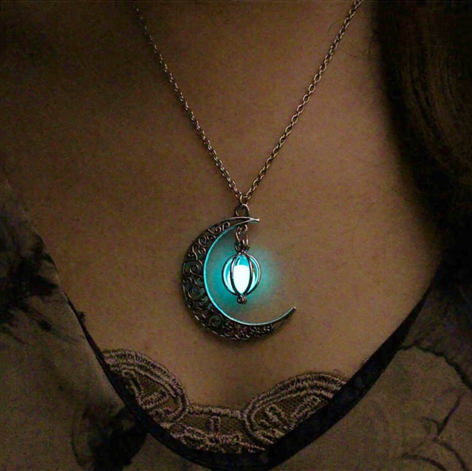 Cosmic Glow Necklace - ELISERIE